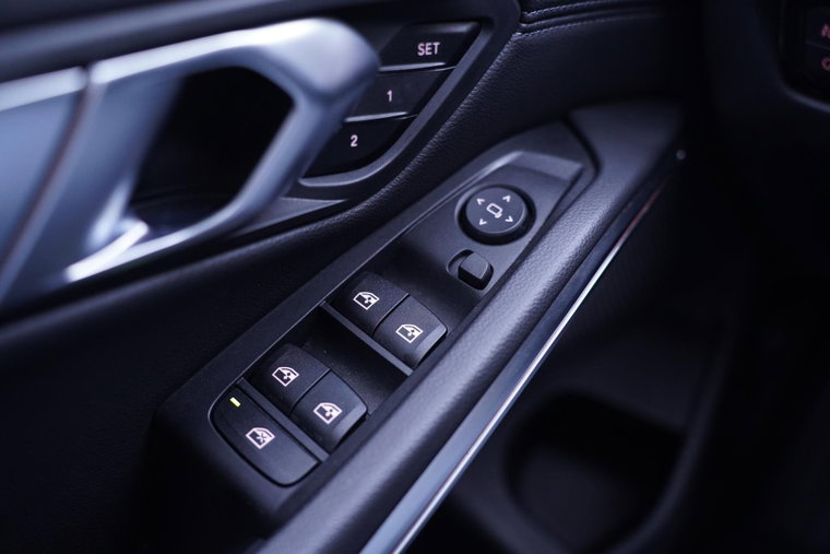 Vehicle Image 36