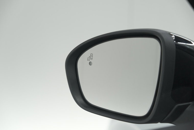 Vehicle Image 24