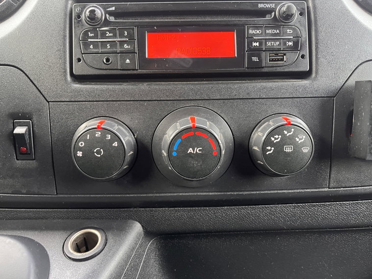 Vehicle Image 34