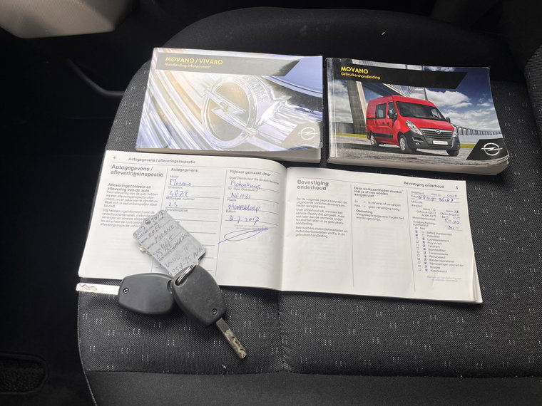 Vehicle Image 38