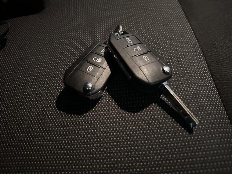 Vehicle Image 18