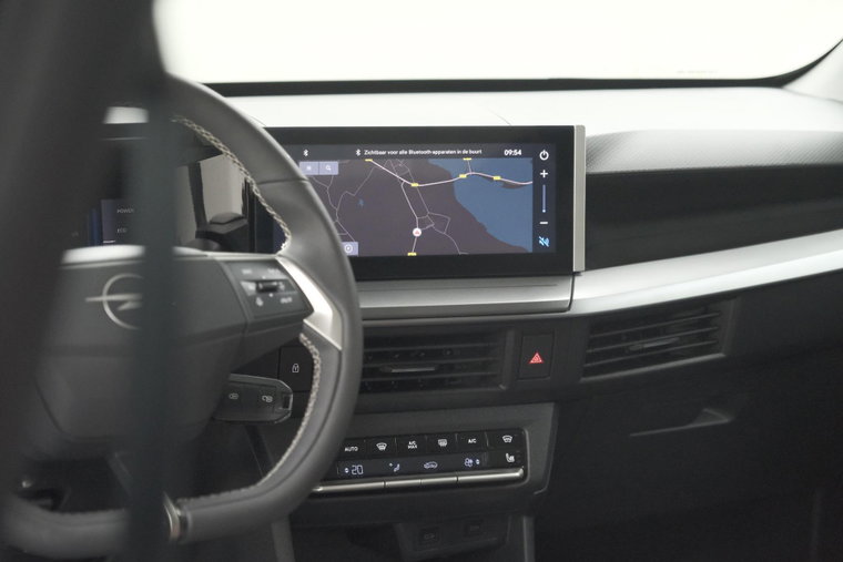 Vehicle Image 35