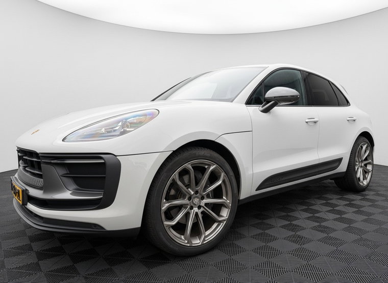 Vehicle Image 36