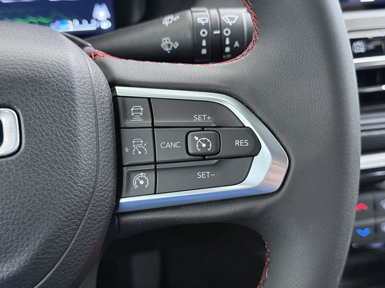 Vehicle Image 28