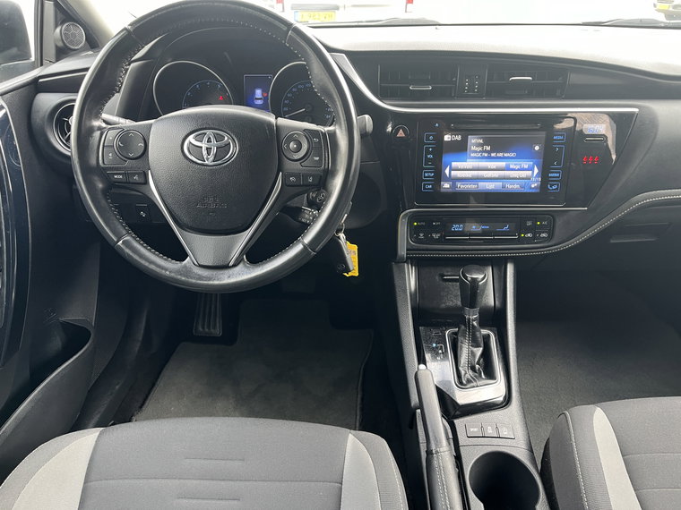 Vehicle Image 33