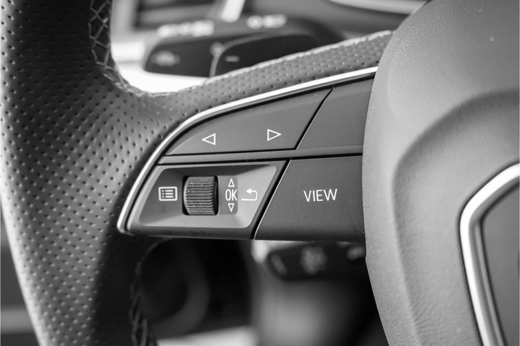 Vehicle Image 40