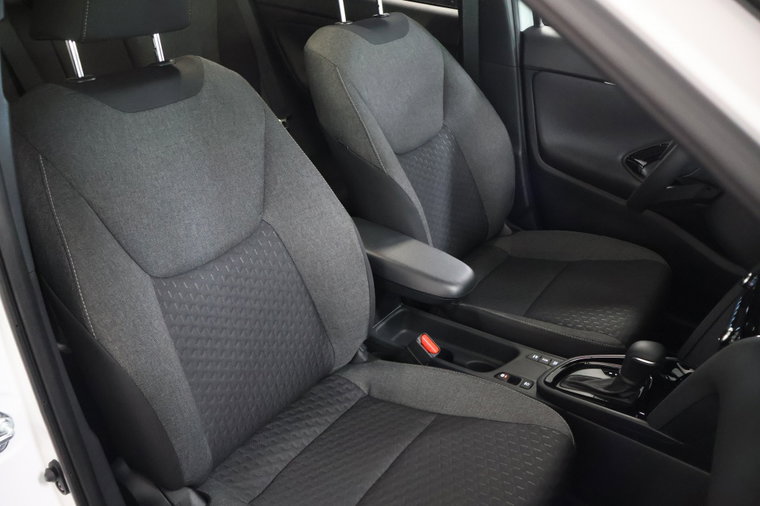 Vehicle Image 12