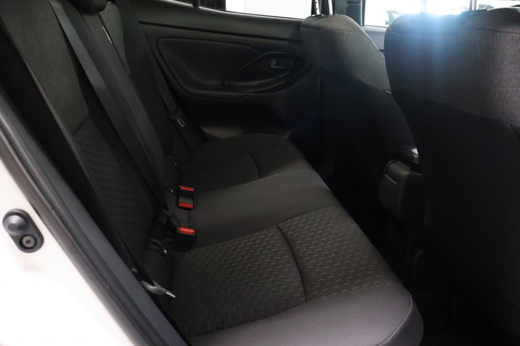 Vehicle Image 14