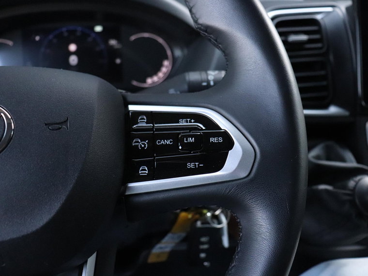Vehicle Image 22