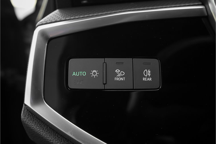 Vehicle Image 39
