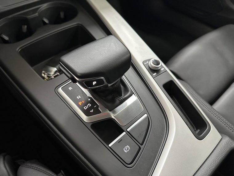 Vehicle Image 20