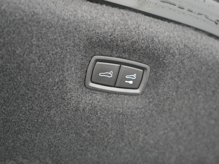 Vehicle Image 40