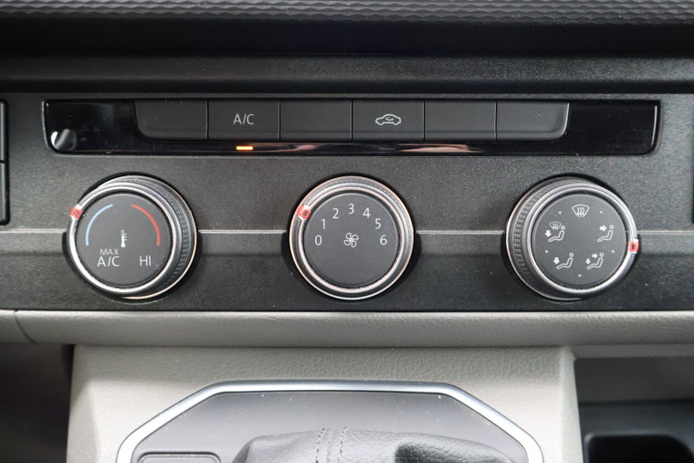 Vehicle Image 27