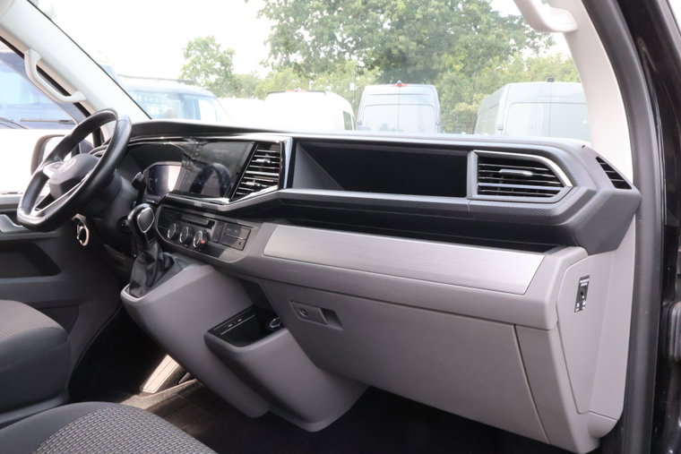 Vehicle Image 35
