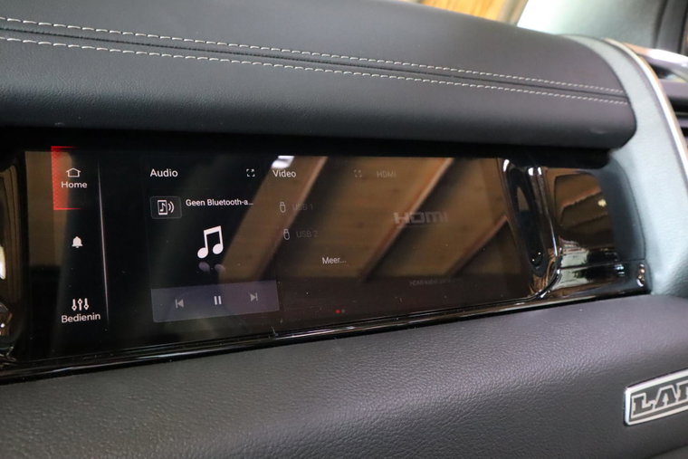 Vehicle Image 45