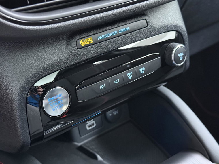 Vehicle Image 43
