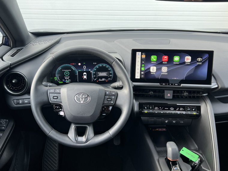 Vehicle Image 18