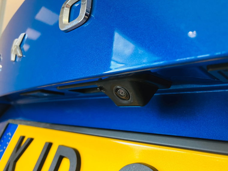 Vehicle Image 22