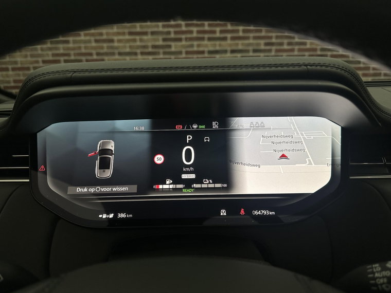 Vehicle Image 35