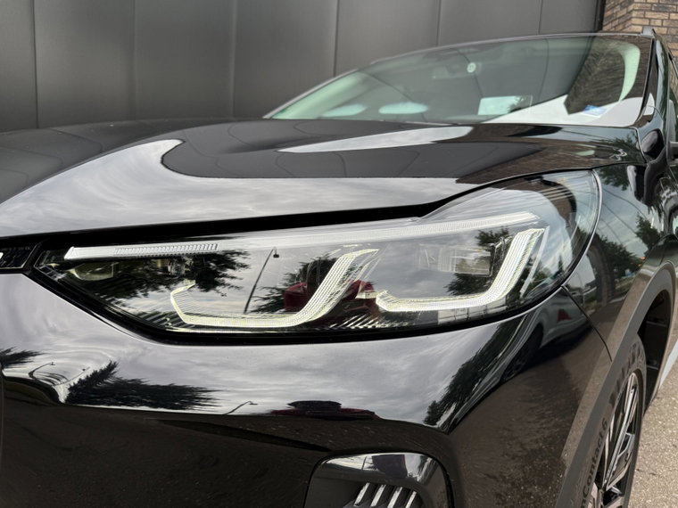 Vehicle Image 38