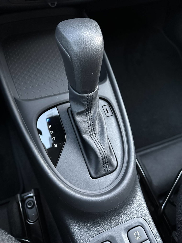 Vehicle Image 22