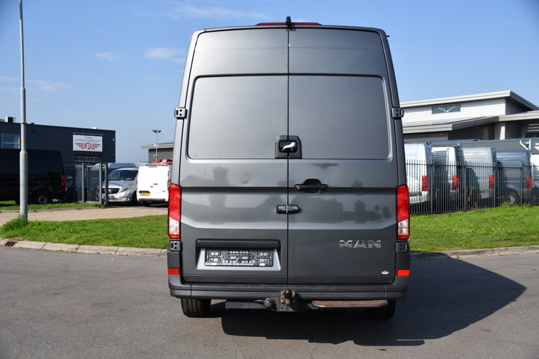 Vehicle Image 36