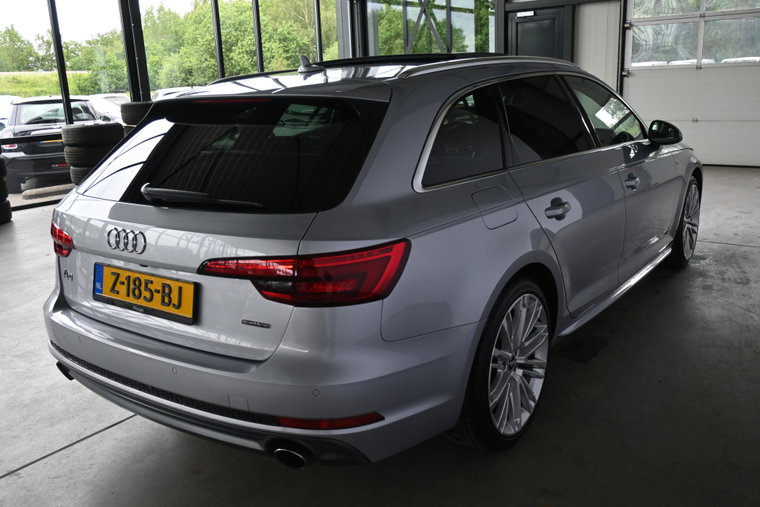 Vehicle Image 15