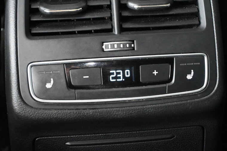 Vehicle Image 41