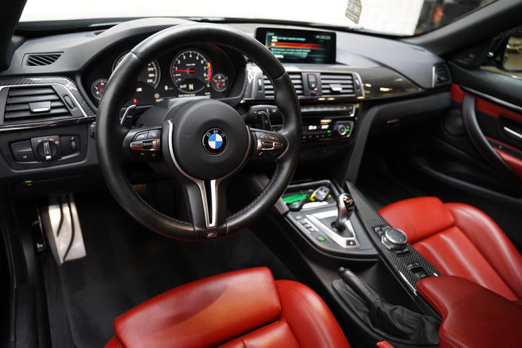 Vehicle Image 35