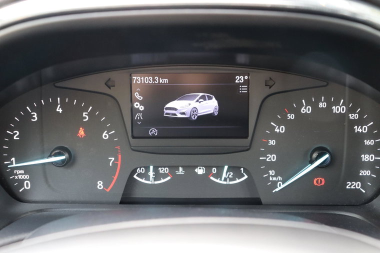 Vehicle Image 13