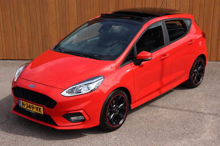 Vehicle Image 6