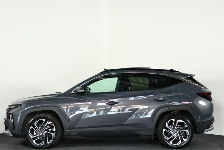 Vehicle Image 36