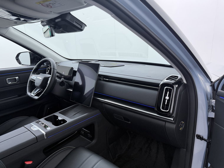 Vehicle Image 39