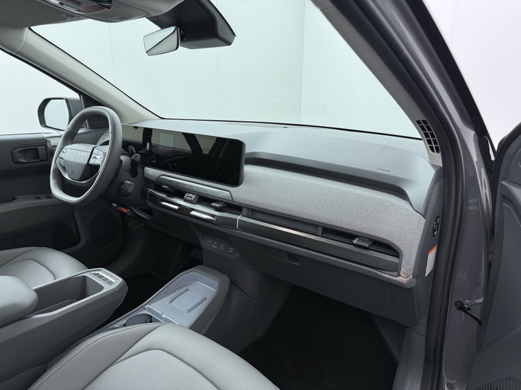Vehicle Image 39
