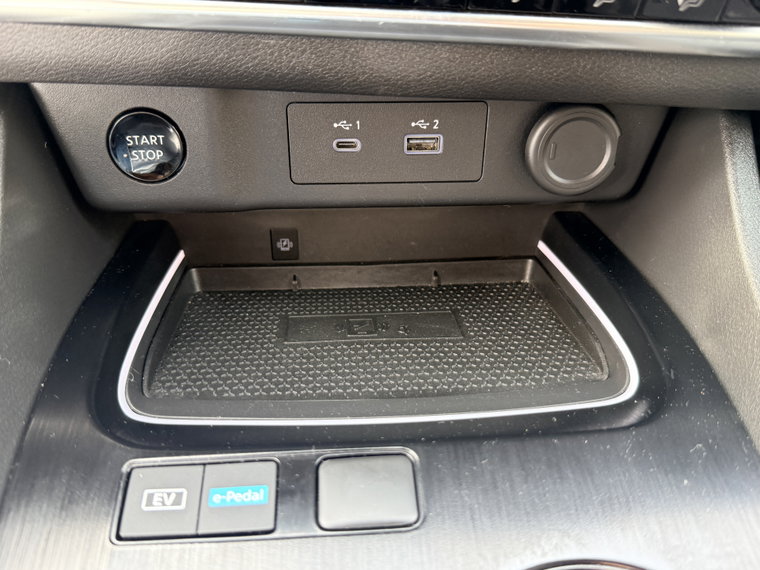 Vehicle Image 29
