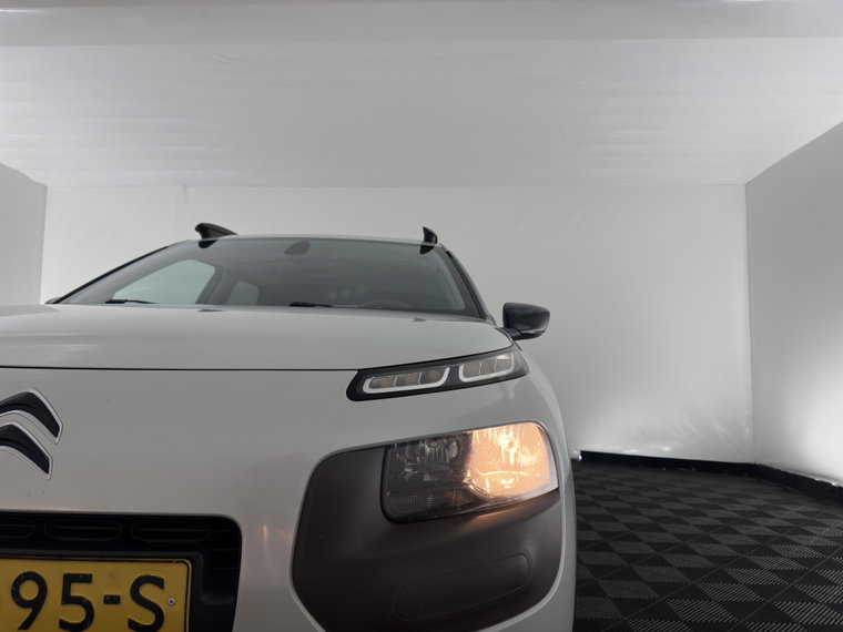 Vehicle Image 21