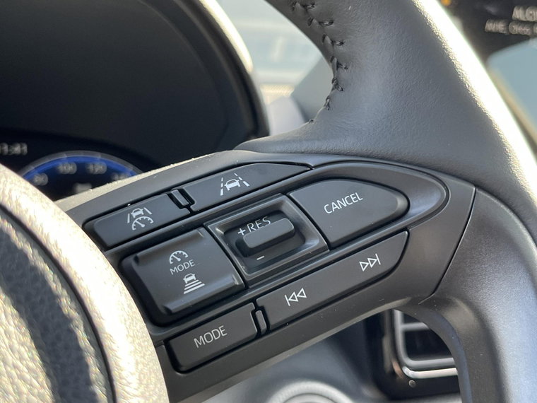 Vehicle Image 32