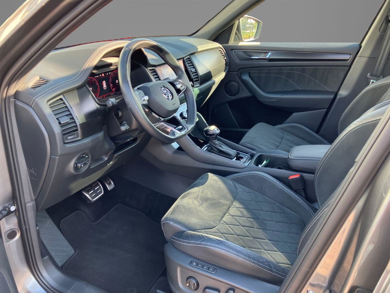Vehicle Image 17