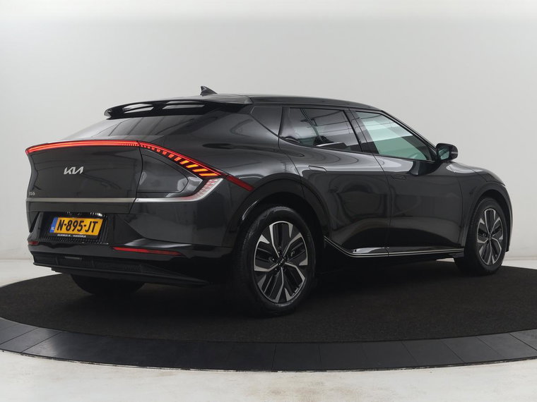 Vehicle Image 41