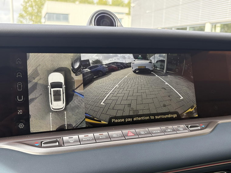 Vehicle Image 45