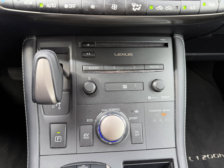 Vehicle Image 31