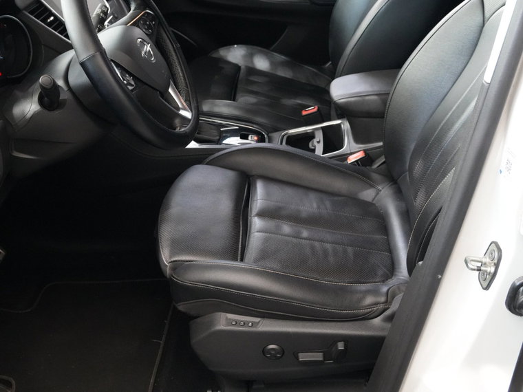 Vehicle Image 37