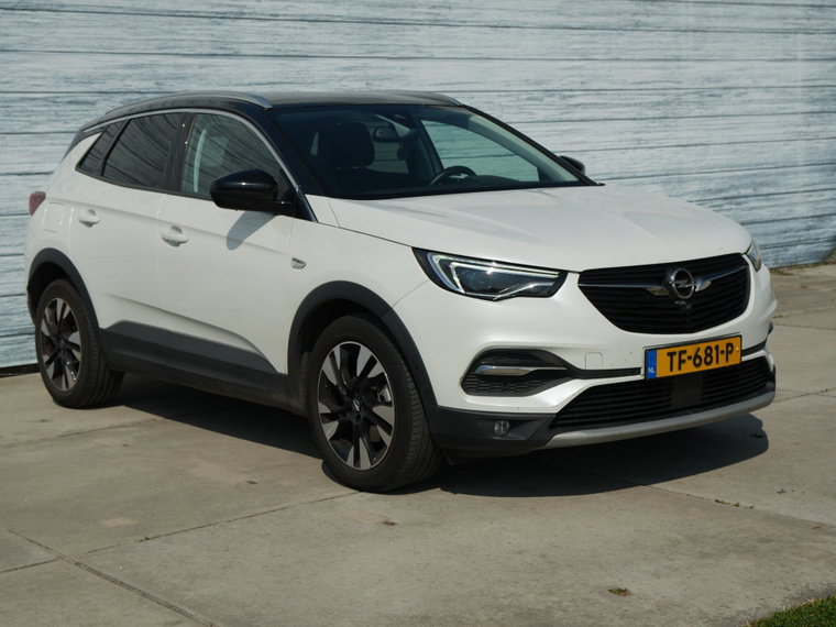 Vehicle Image 43