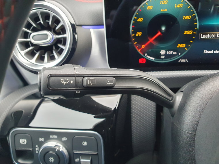 Vehicle Image 40