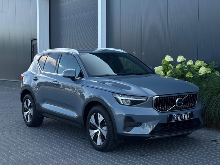 Vehicle Image 28
