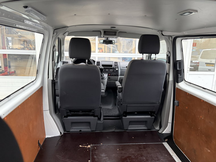 Vehicle Image 27
