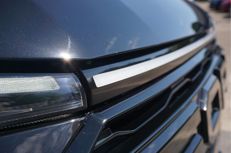 Vehicle Image 9