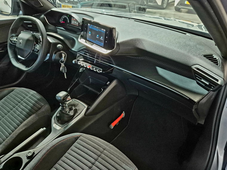 Vehicle Image 37