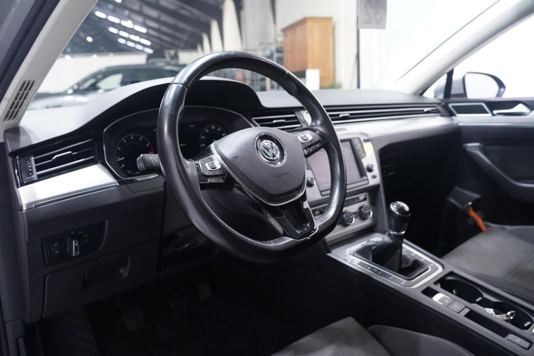Vehicle Image 35