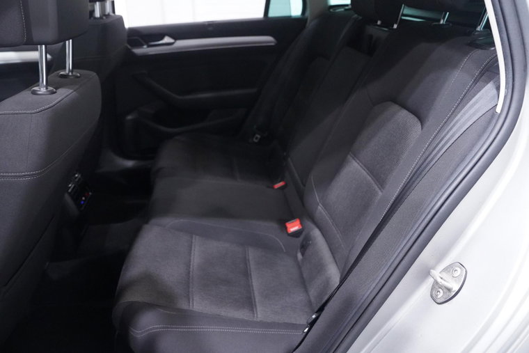 Vehicle Image 38